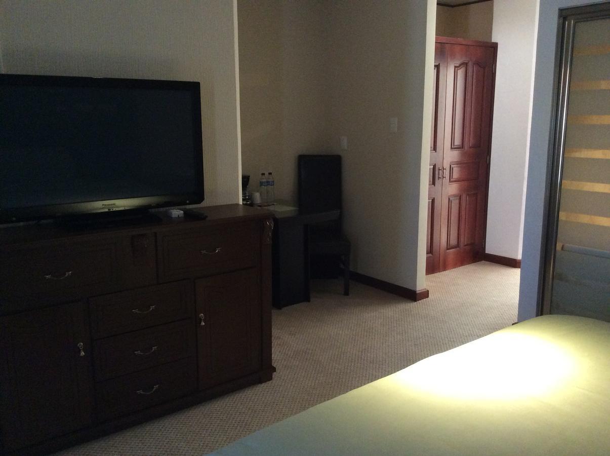 Hotel Candiles Valle de Santiago 외부 사진